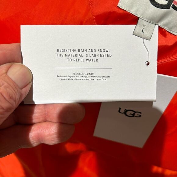 Women’s UGG water, resistant puffer, jacket, size large - Picture 3 of 9
